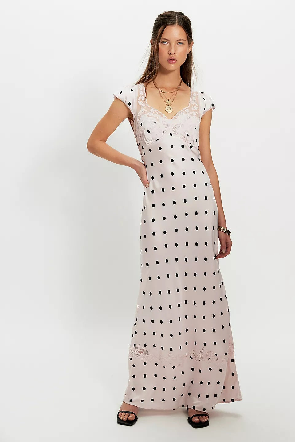 Damen Elegantes Maxikleid mit Polka-Dots und romantischem Rückenausschnitt Skjora