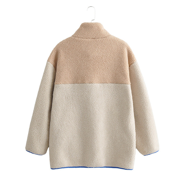 Kvinnes Fluffy Fleece Jakke med Høy Krage og Glidelås Skjora