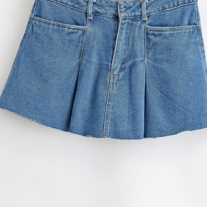 Dame jeans skjørt med en avslappet A-linje fasong og diskrete folder Skjora