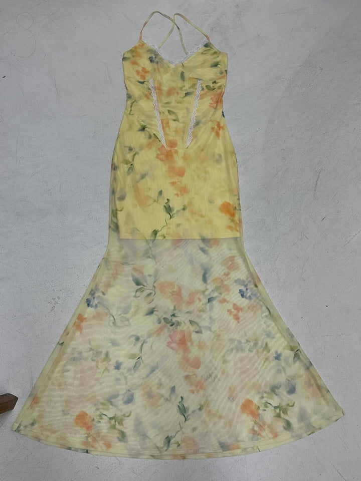 Dame Blomster Maxikjole med raffinerte spaghettistropper og blondeaksenter Skjora