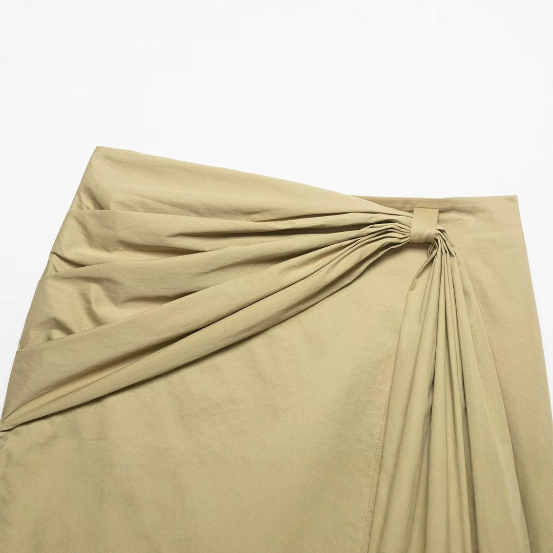 Dame omslagskjørt med asymmetrisk design og dekorative draperinger Skjora