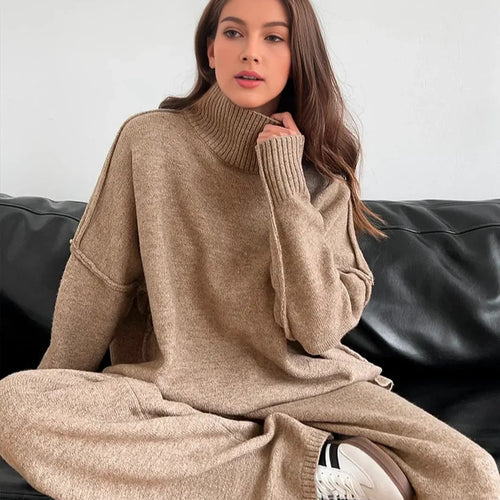 Dame Cozy Loungewear Set laget av myk strikket Skjora
