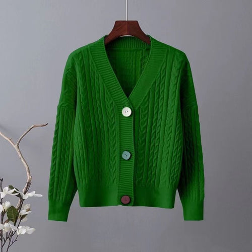 Kvinnes chunky strikket cardigan med V-hals og dekorative knapper Skjora