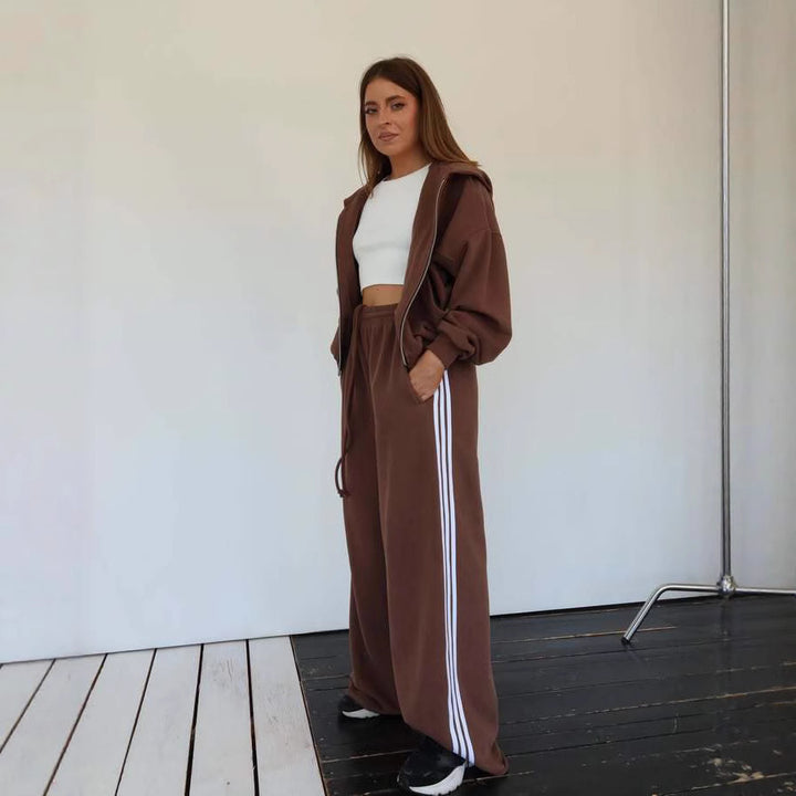 Kvinnenes casual fritids joggedrakt med cropped sweatshirtjakke og vide bukser Skjora