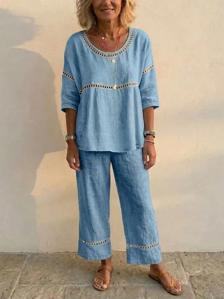 Kvinnes komplett loungewear-set laget av lin med luftig passform og blonderdetaljer Skjora