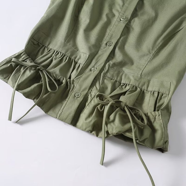 Dame kortermet bluse med elegant samle og praktiske lommer Skjora