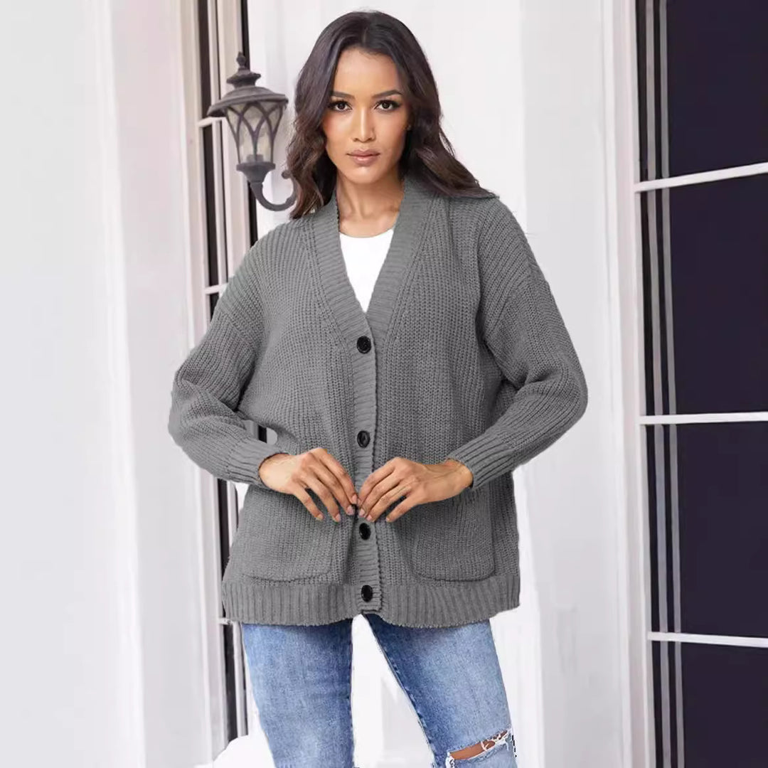 Dame chunky strikk cardigan med store lommer og klassisk V-hals Skjora