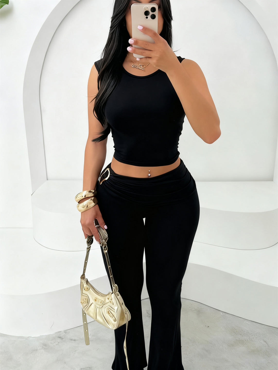 Dame figurnær Crop-Top og utsvingte Leggings Set Skjora