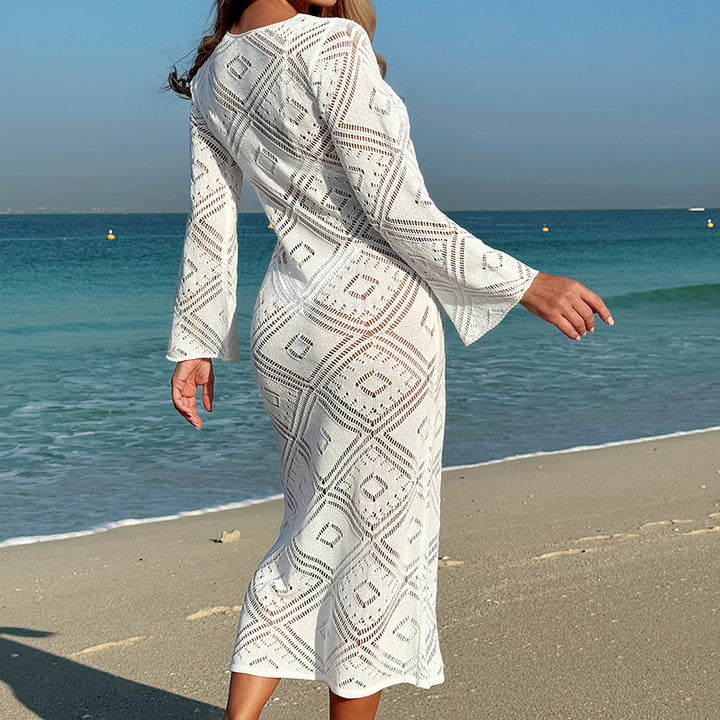 Damen Häkel-Strandkleid mit weit ausgestellten Ärmeln und geometrischem Muster Skjora