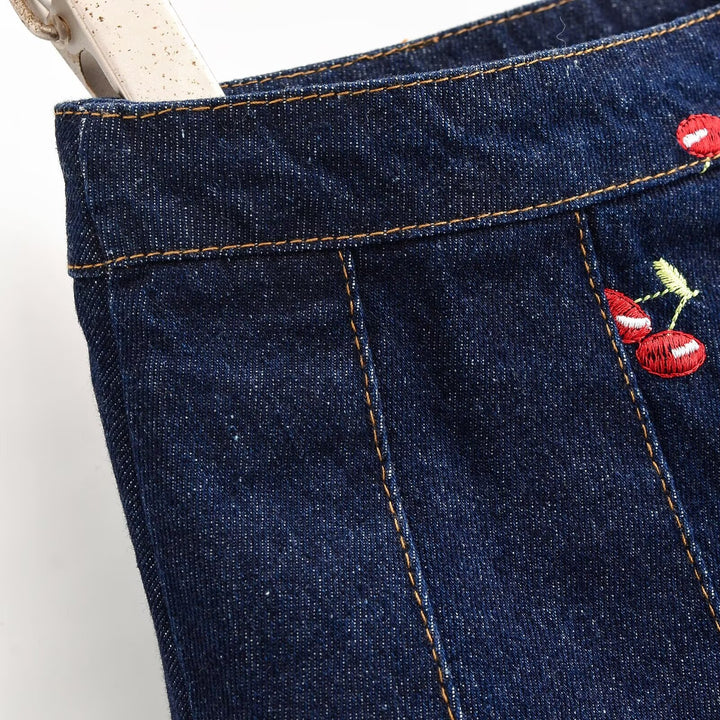 Dame jeansrulle med detaljerte broderier og plisserte design Skjora