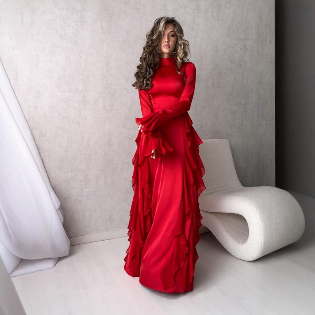 Damer Elegant Maxi Kjole med Voluminøse Volanger og Skinnende Finish