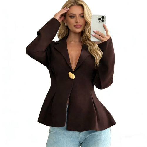 Dame Peplum-blazer med spesielle knappdetaljer Skjora
