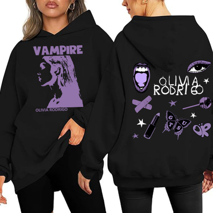 Kvinnehettegenser med kunstnerisk vampyrtrykk og oversized passform Skjora