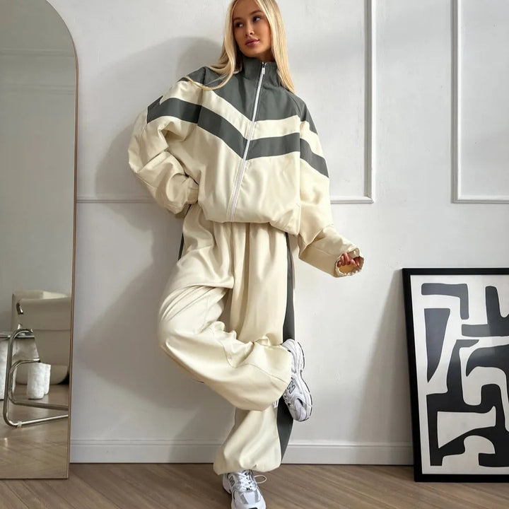 Kvinnenes sporty quiltede jakke med høyt krage og moderne design Skjora