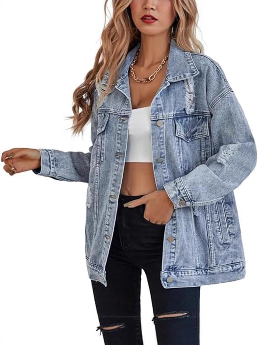 Kvinners oversized denimjakke med fashionable ripped detaljer Skjora