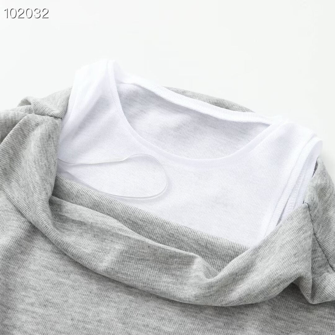 Damer avslappet overlay T-skjorte med asymmetrisk snitt og elegante folder Skjora