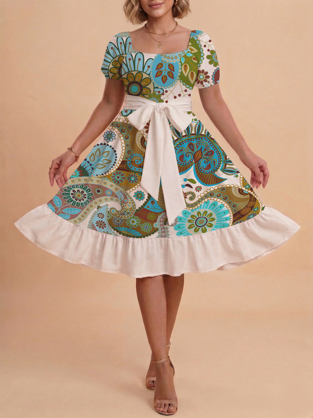 Damen modernes Blumenkleid mit elegantem Taillengürtel und asymmetrischem Saum Skjora