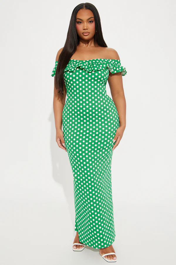 Damen Elegantes Maxikleid mit Rüschendetails und Polka-Dots Skjora