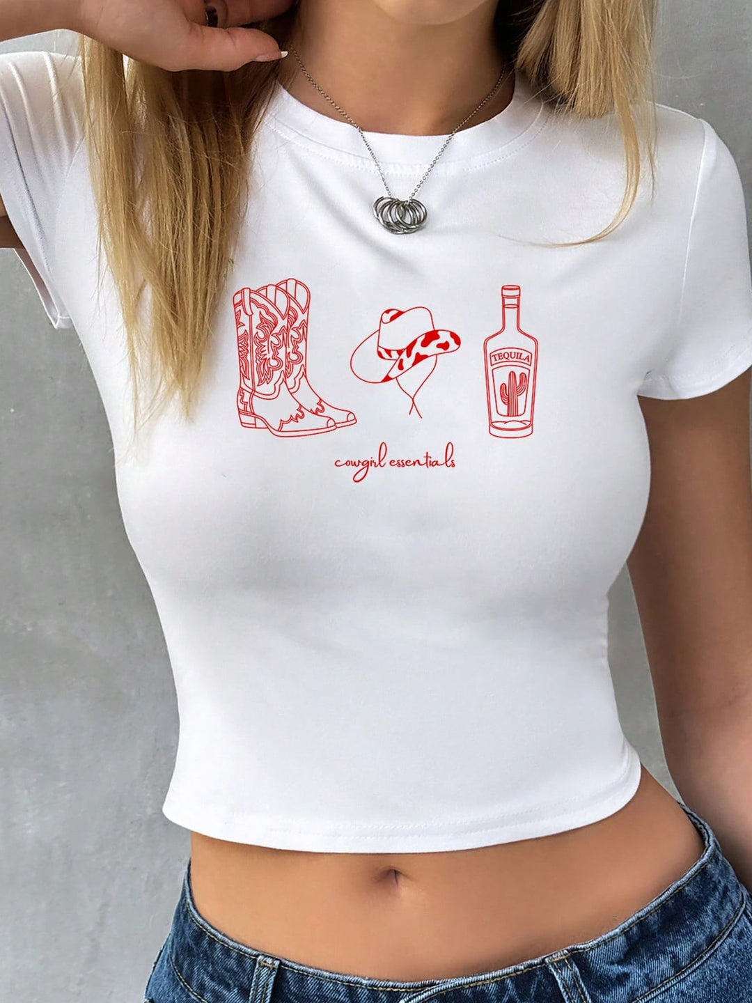 Women's Crop T-Shirt with Creative Cowboy Design Skjora