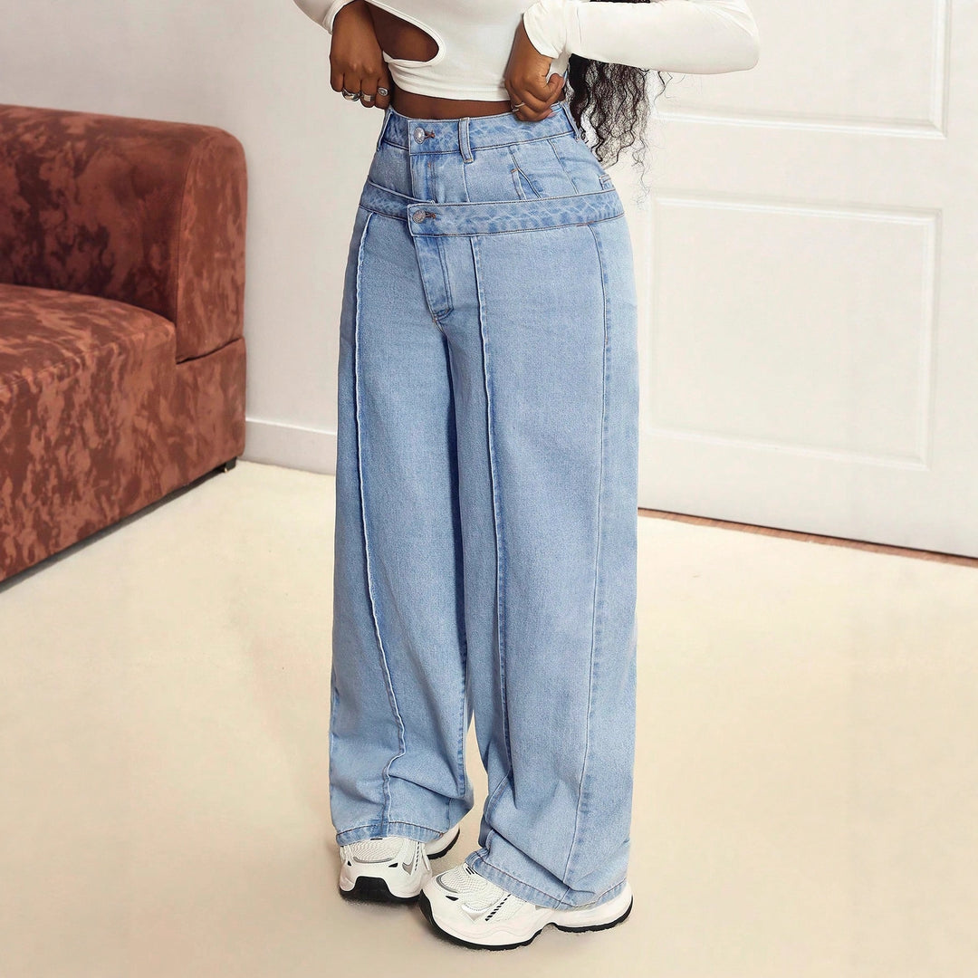 Kvinnenes vide jeans med innovativt snitt og asymmetrisk design Skjora
