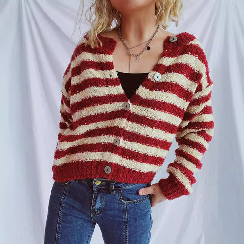 Dame koselig cardigan med moderne striper og knappe detaljer Skjora