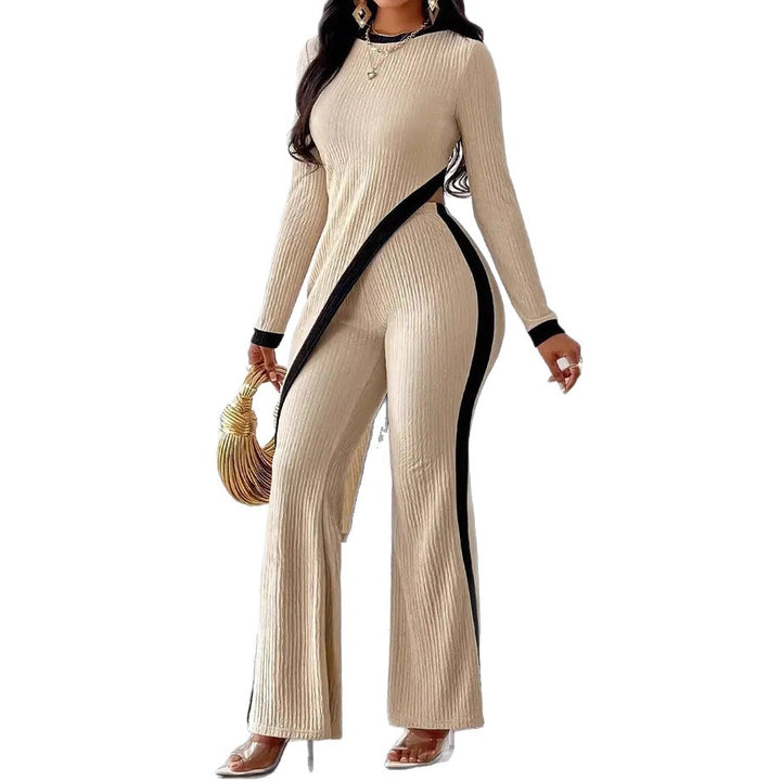 Kvinnes Stilige Jumpsuit med Asymmetrisk Design og Kontrasterende Piping Skjora