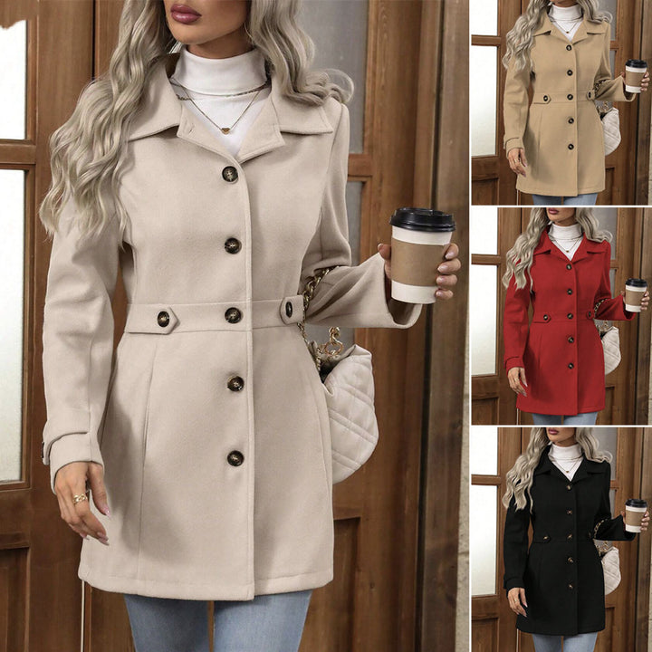 Klassisk trench coat for kvinner med belte Skjora