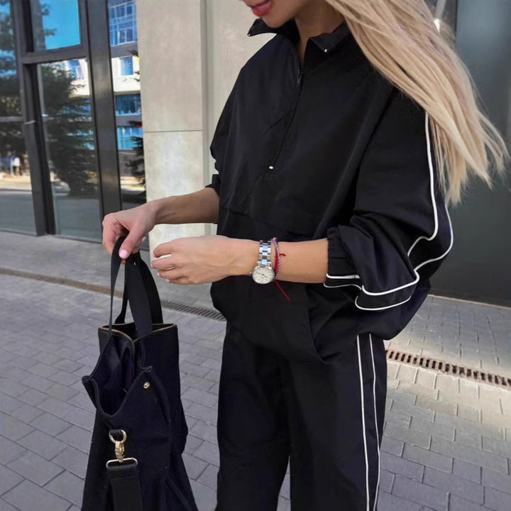 Women's sports jacket with stand-up collar and half-zip Skjora