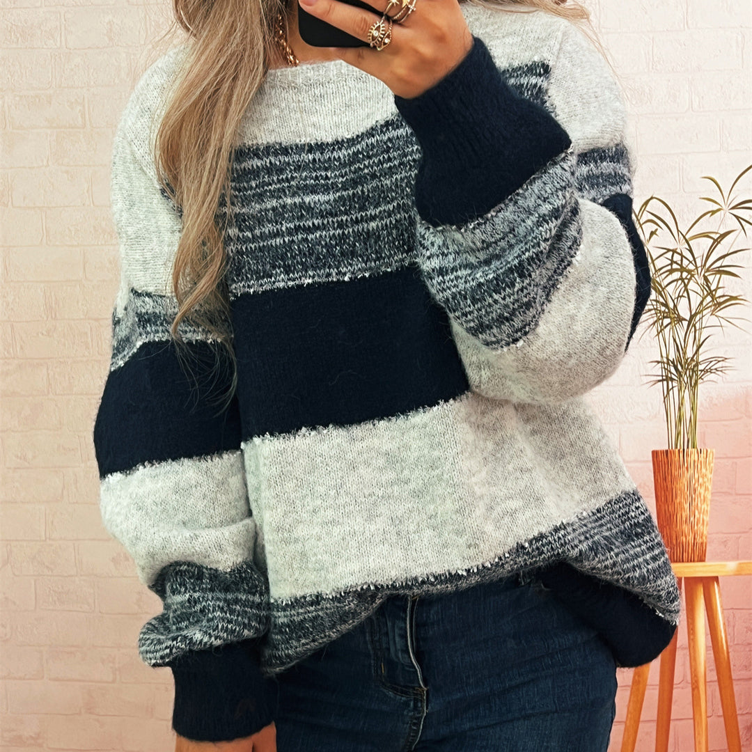 Kvinnens koselige oversized genser med trendy stripete mønster og avslappet snitt Skjora