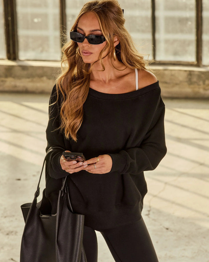 Dame Casual Off-Shoulder Genser med Bred Ermer og Motebaserte Detaljer Skjora