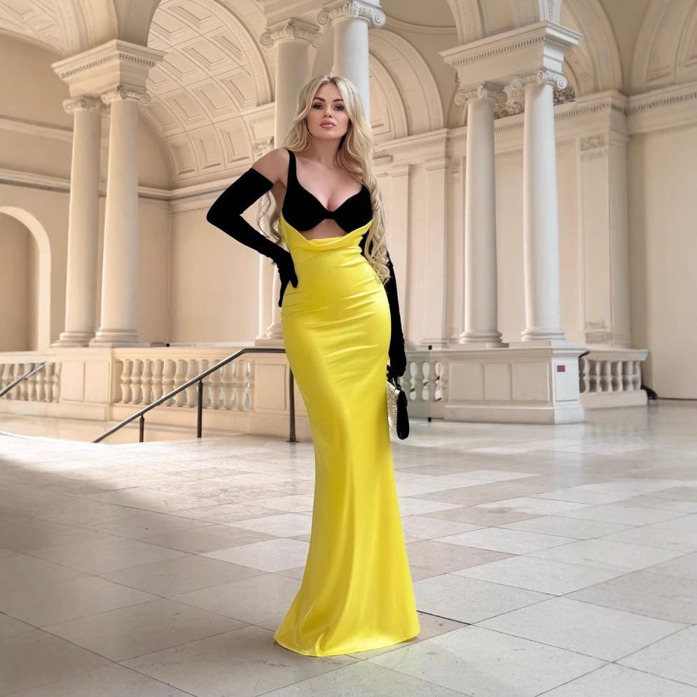 Dame Elegant lang kjole med raffinert bustier-design og flytende skjørt Skjora
