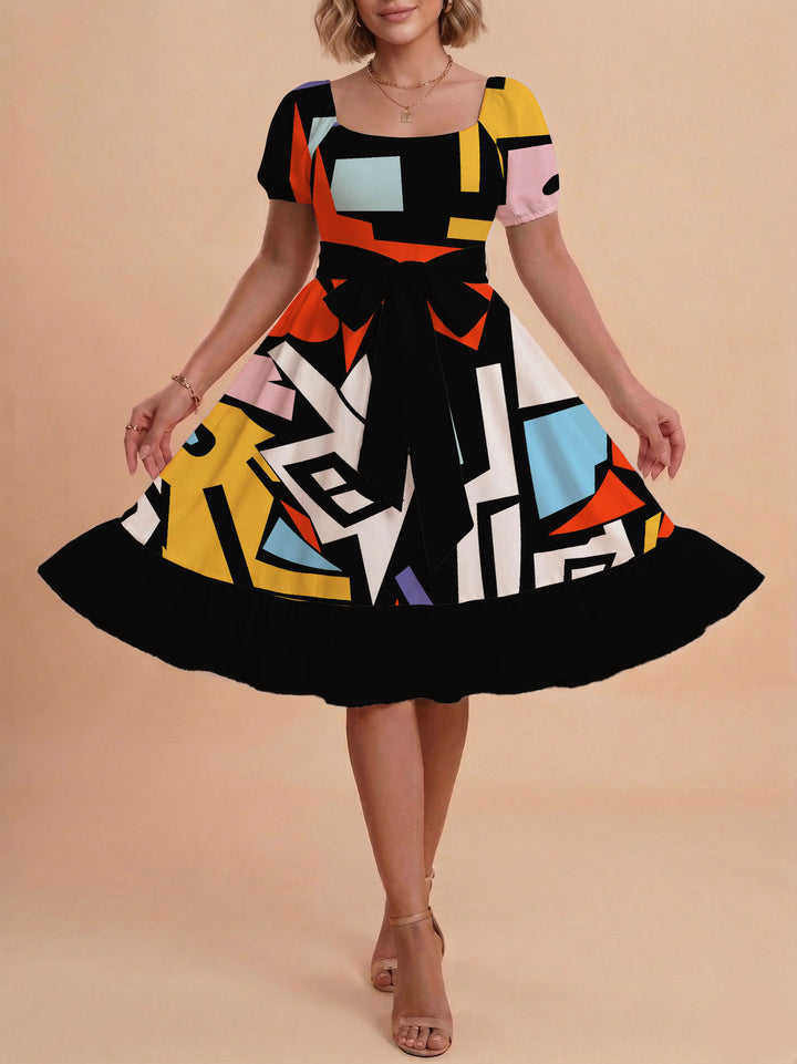 Damen schickes Glitzerkleid mit tailliertem Schnitt und Rüschensaum Skjora