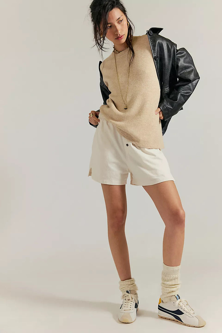 Dames Oversized Trui met Elegante Netmouwen en Delicaat Borduursel Patroon Skjora