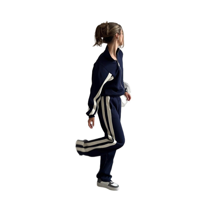 Women's sporty lounge set with comfortable zip jacket and wide leg pants Skjora