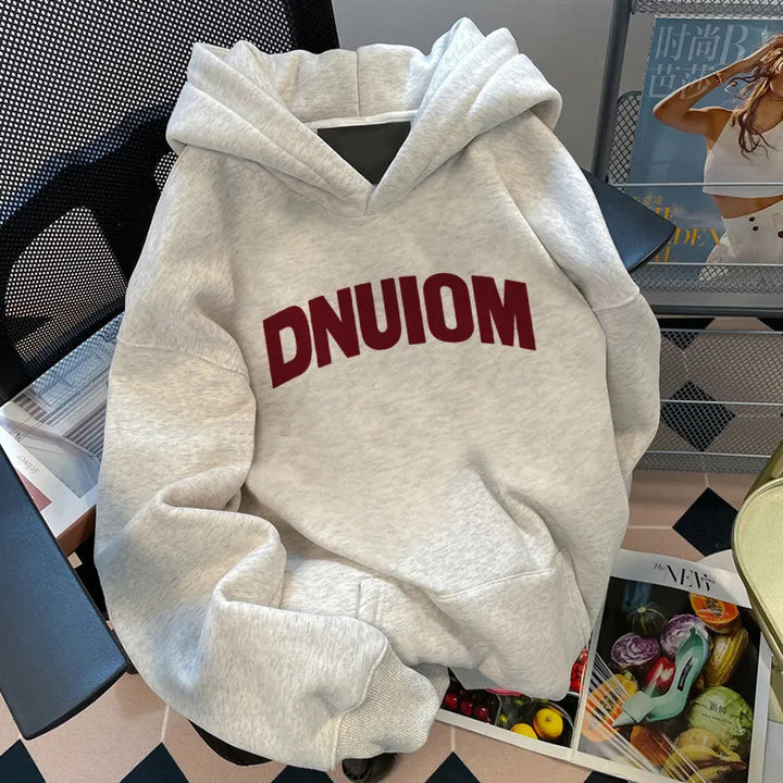 Kvinne hoodie med stor trykk Skjora