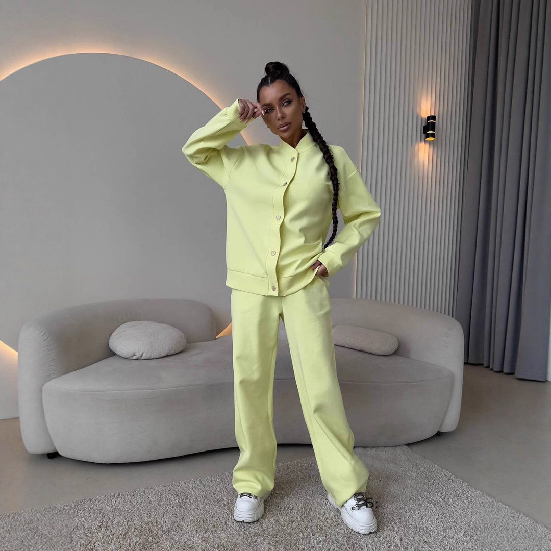 Kvinnes elegant hverdags loungewear sett med knappe detaljer Skjora