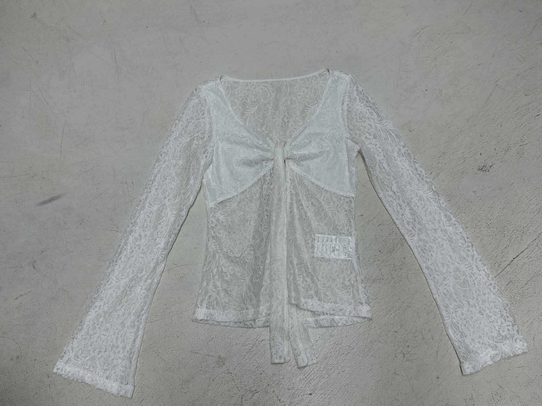 Dame spitze topp med elegante sløyfekjedefot detaljer Skjora