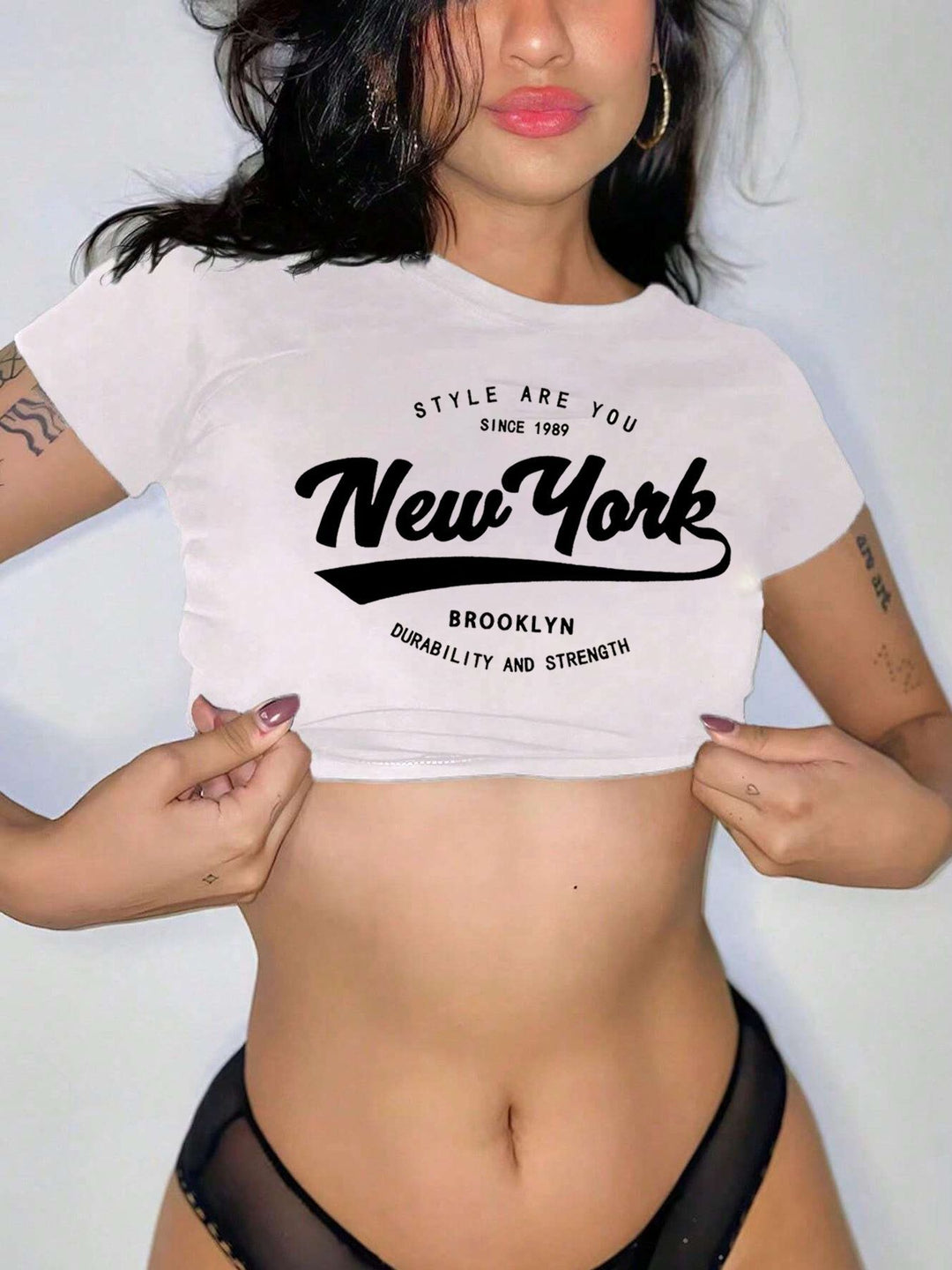 Dame Crop-T-skjorte med kreativ New York trykk Skjora