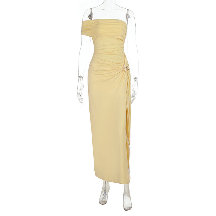 Dame Stilig Maxikjole med Off-Shoulder Design og Rynker Skjora