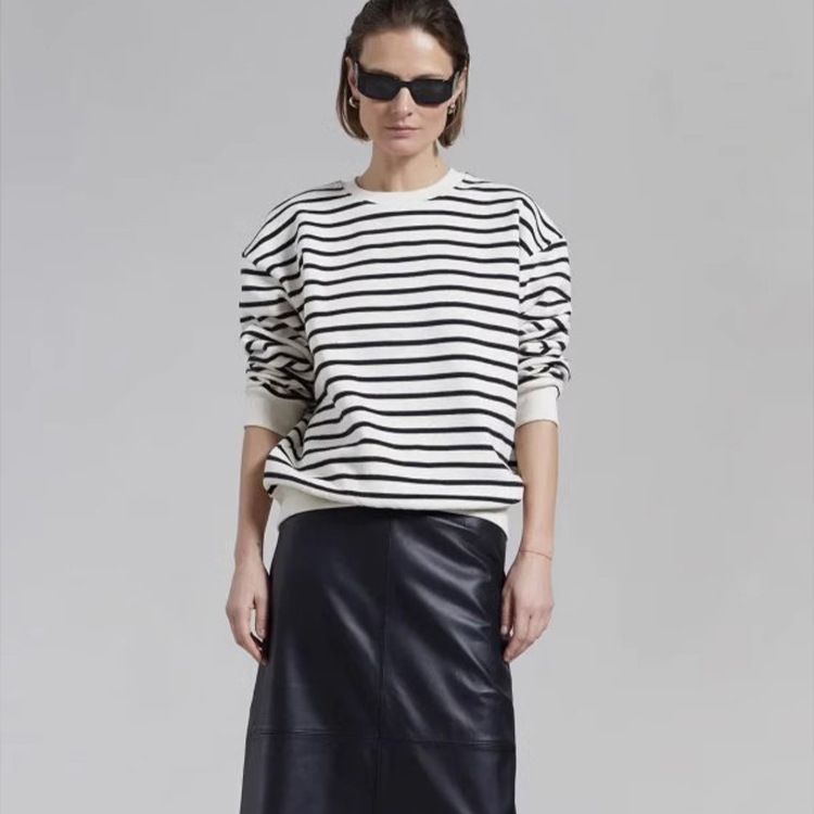 Dame casual stripete genser med raglanermer Skjora