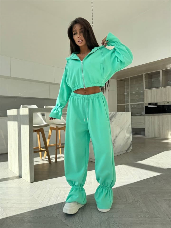 Dames sportieve cropped sweater en brede joggingbroek set Skjora