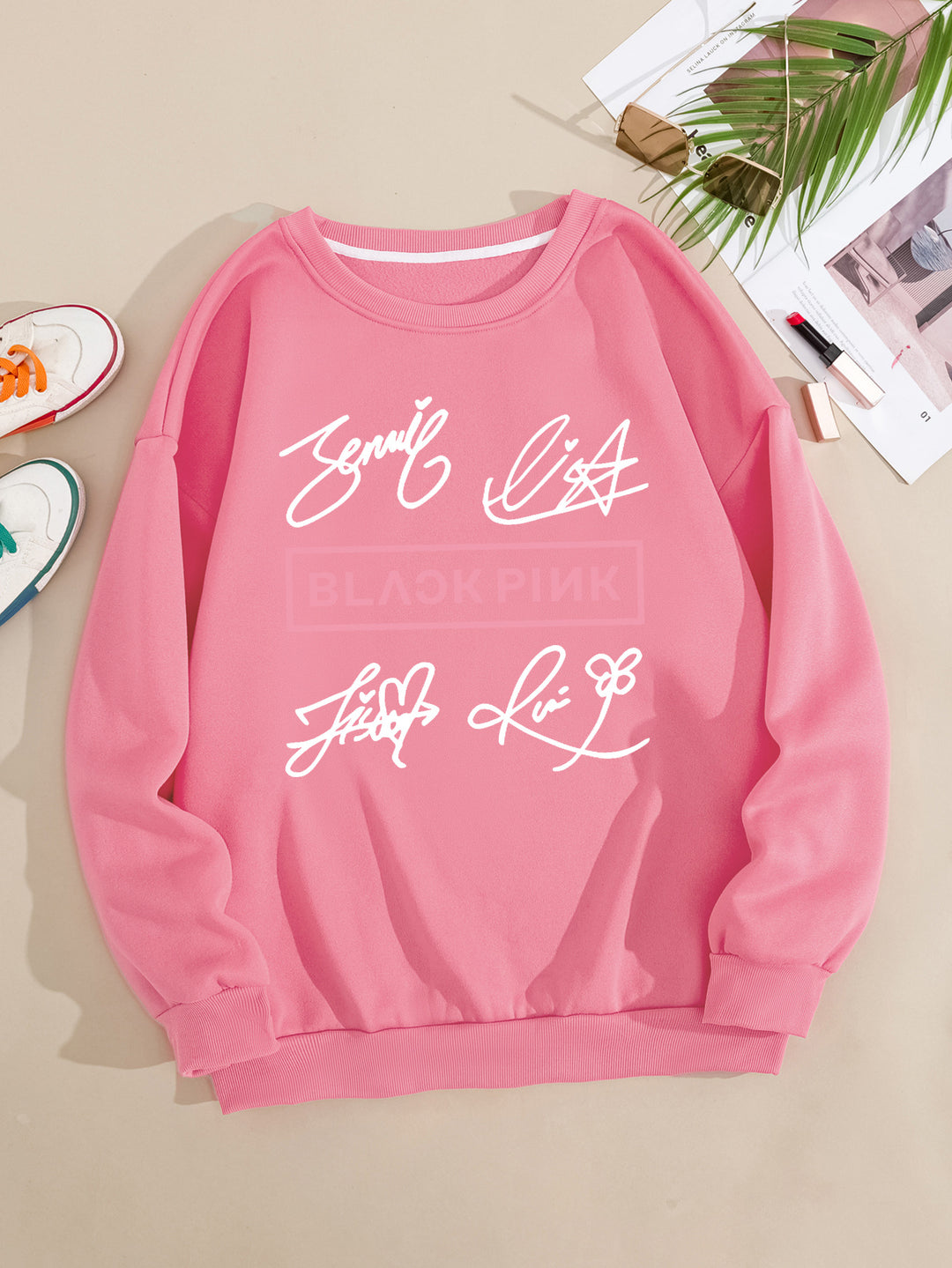 Dame uformell sweatshirt med kreativt signaturmotiv Skjora