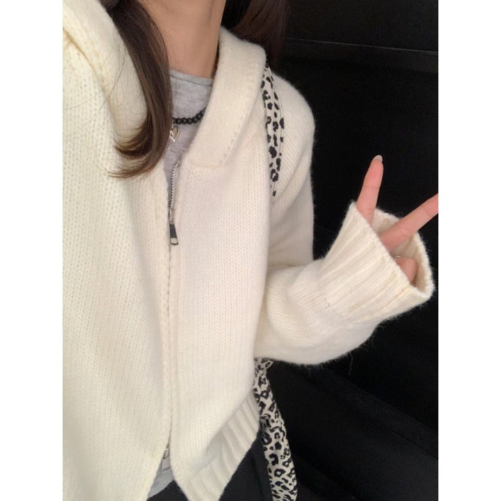 Kvinne Snuggly Hoodie Cardigan med Glidelås og Store Lommer Skjora