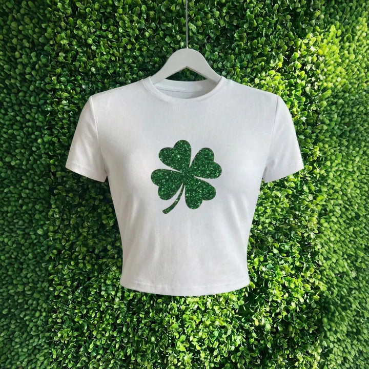 Dame Crop-Top med glitrende kløvermotiv Skjora