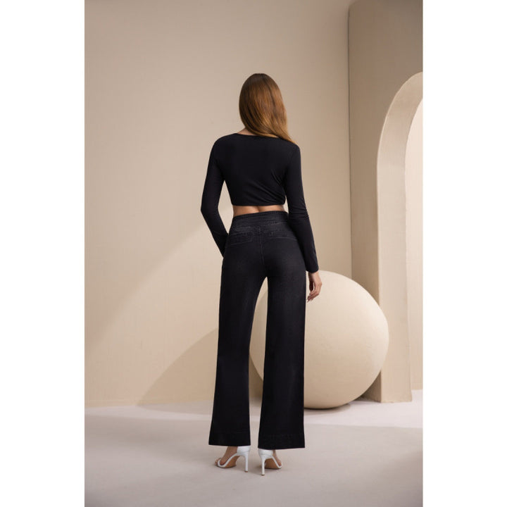 Dame brede High-Waist Jeans med klassisk snitt og moderne preg Skjora