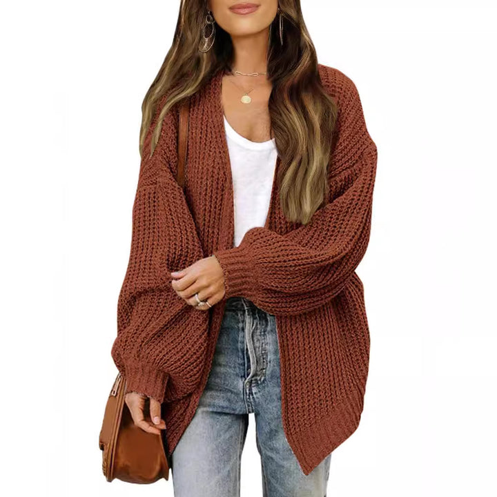 Kvinne chunky strikket cardigan med en avslappet passform og senkede skuldre Skjora