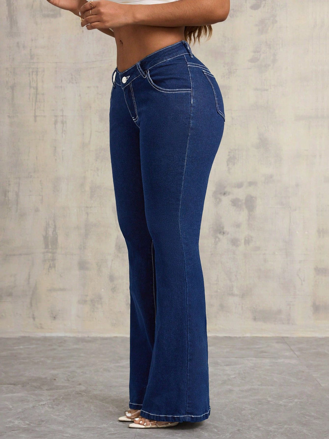 Kvinne Flared Høytliv Jeans Skjora
