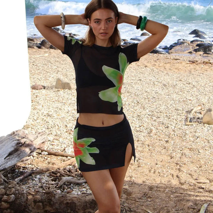 Dame luftig strandoutfit med floral design Skjora