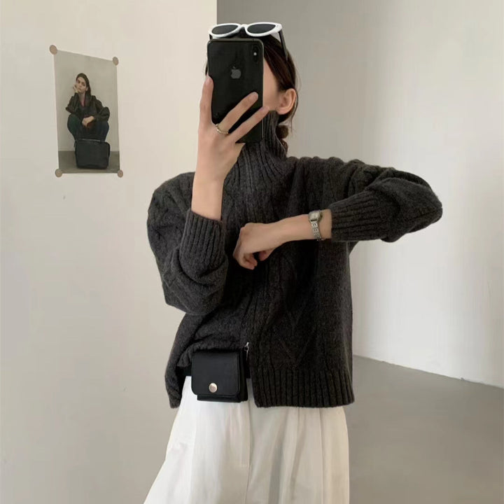 Dame cardigan med glidelås og moderne kabelmønster Skjora