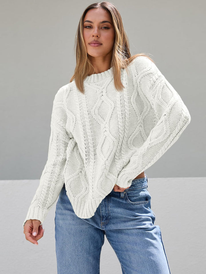 Kvinnes chunky strikket genser med kabeldesign Skjora